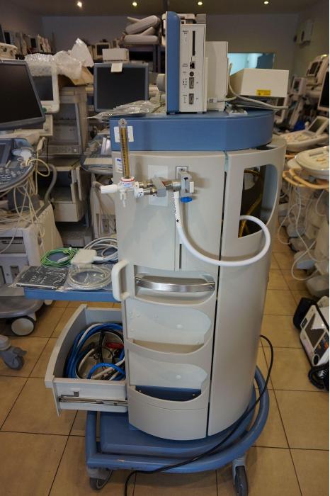 Drager Primus anesthesia machine with Drager Infinity Delta monitor and Sevoflurane vaporizer