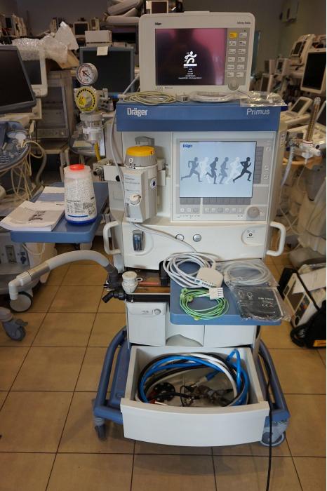 Drager Primus anesthesia machine with Drager Infinity Delta monitor and Sevoflurane vaporizer