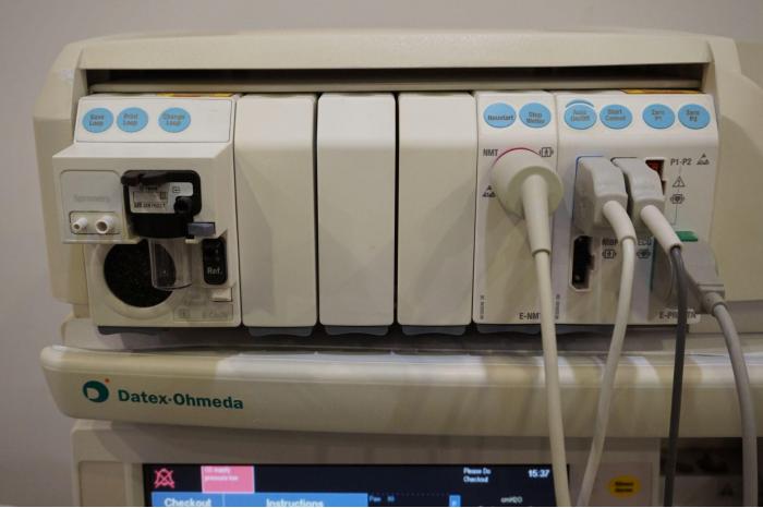 GE OHMEDA AVANCE S/5 Avance anesthesia machine