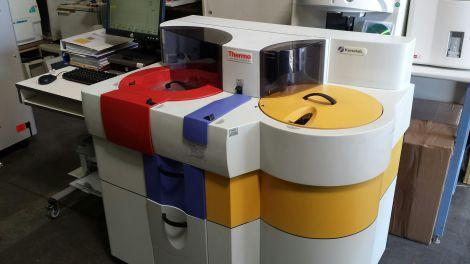 THERMO KONELAB 30 Chemistry Analyzer