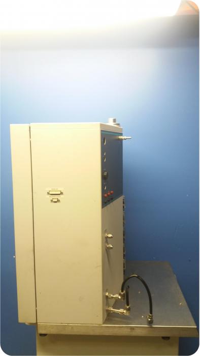 New Brunswick Scientific BioFlo 3000 Batch / Continuous Bioreactor Controller