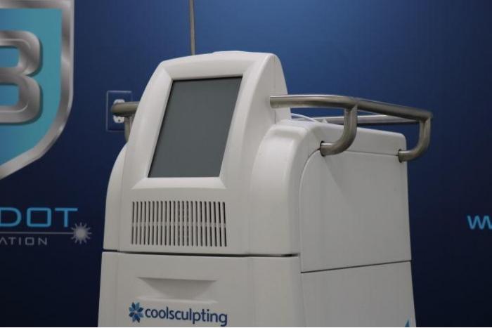 ZELTIQ Coolsculpt Laser – Radio Frequency (RF)