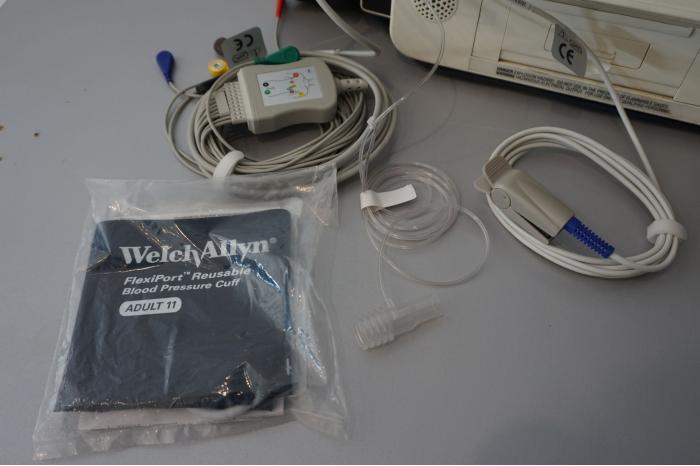 MEDTRONIC Lifepak 12