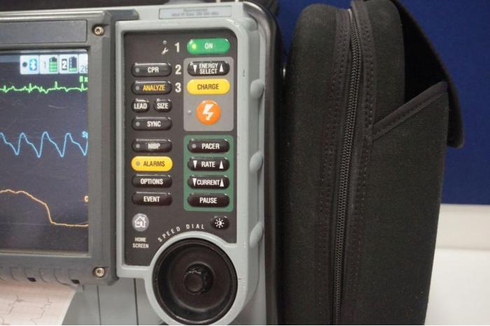 PHYSIO CONTROL Lifepak 15