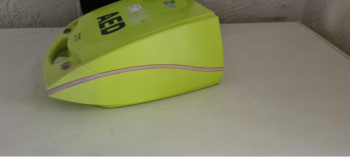 ZOLL AED Plus