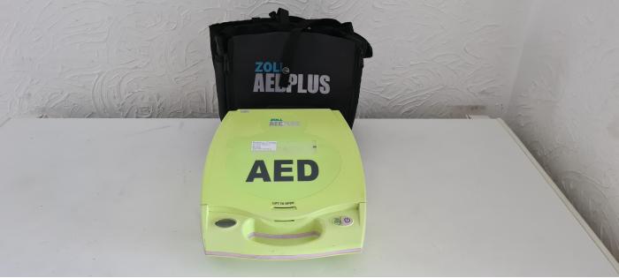 ZOLL AED Plus