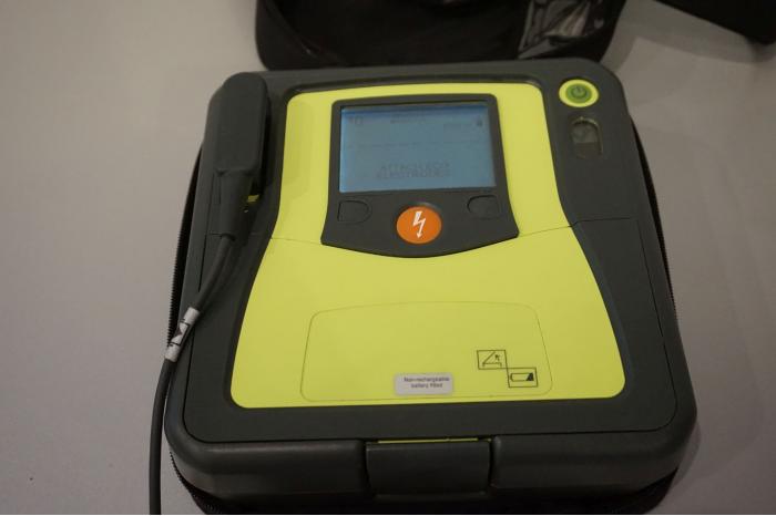 ZOLL MEDICAL AED Pro