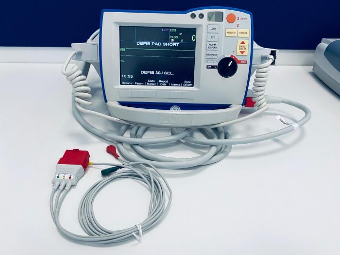 ZOLL MEDICAL R Series