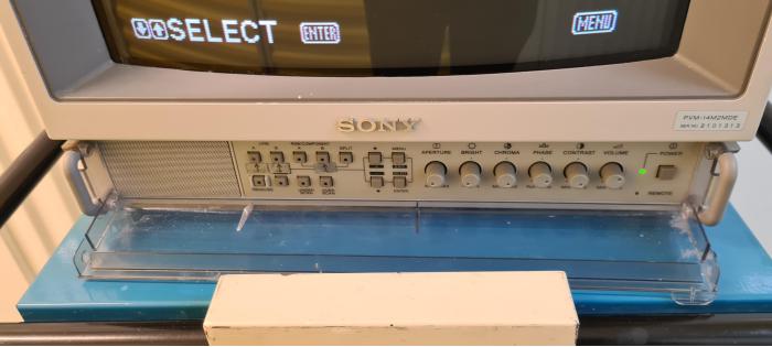 SONY PVM-14M2MDE