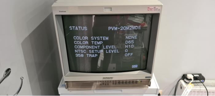 SONY TRINITRON PVM-20M2MDE