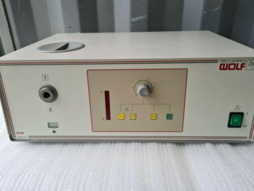 RICHARD WOLF 5140 Endoscope Light Source in good working condition.