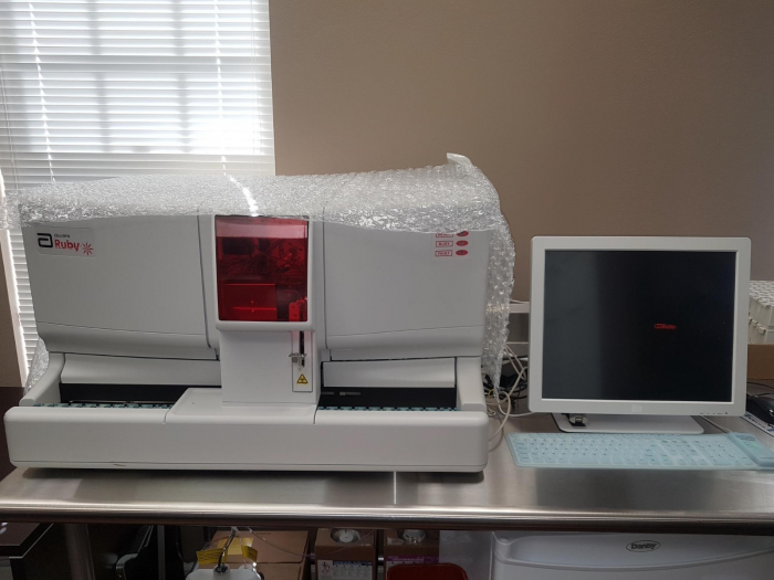 Abbott Cell Dyn Ruby 5 part diff Hematology Analyzer