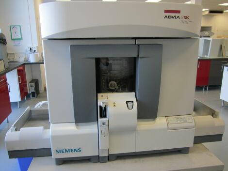 SIEMENS ADVIA 2120i