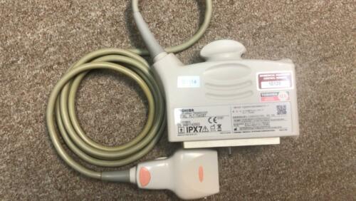 Toshiba Artida PLT-704SBT 7.5MHz Linear Transducer Ultrasound Probe