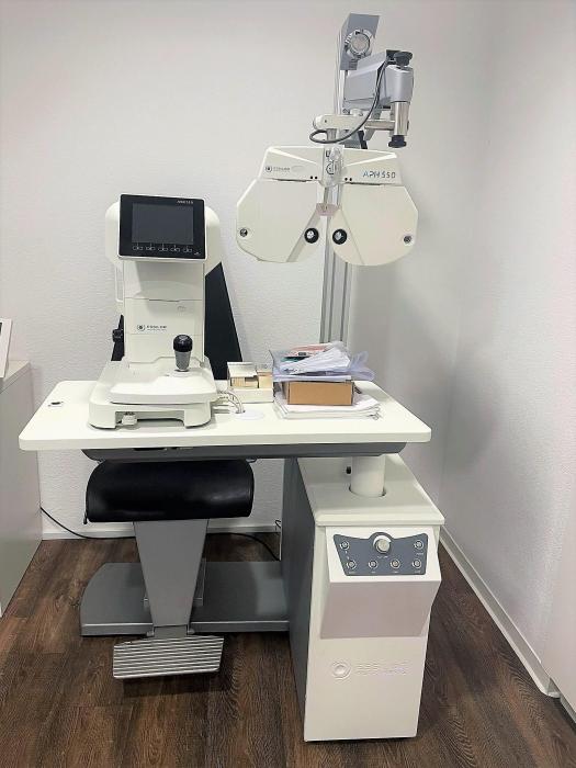 ESSILOR Comfort unit with Phoropter, ARK, LED Chart !!!