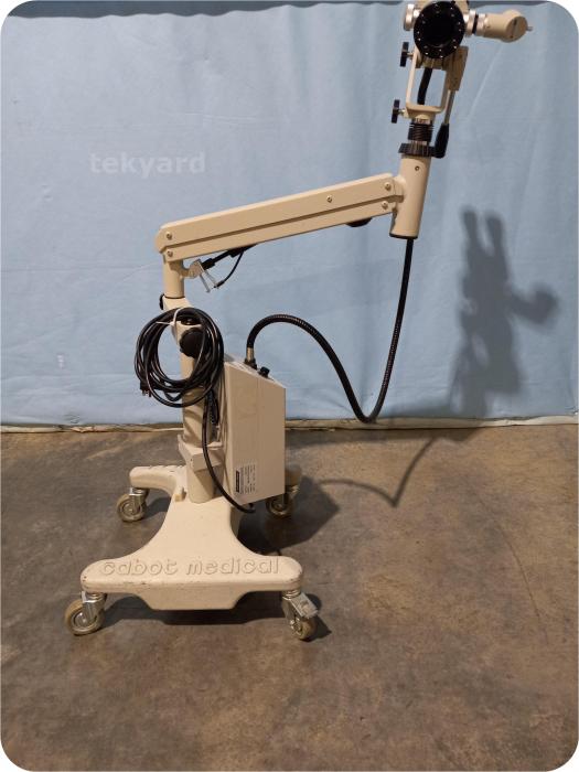 CIRCON CABOT Cryomedics MM-6000 Colposcope