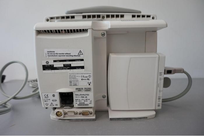 GE Datex Ohmeada S/5 FM patient monitor