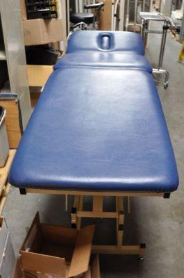 CHATTANOOGA Adapta Chiropractic Table