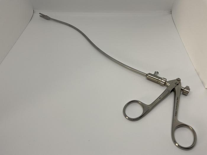 Karl Storz S-Shaped Scissors 33cm 40500A