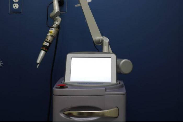 CYNOSURE Revlite SI Laser – YAG